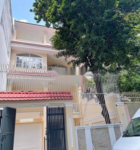 Cho thuê nhà hẻm xe hơi đường Yên Thế quận Tân Bình