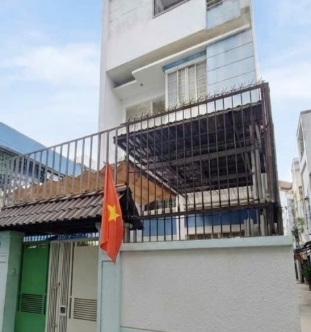 Cho thuê nhà đường Cách Mạng Tháng 8 quận Tân Bình