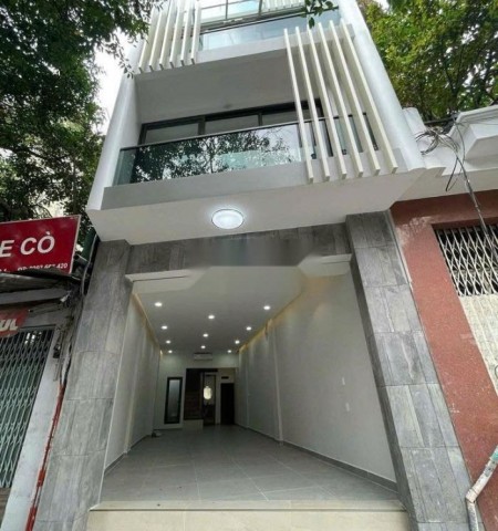 Cho thuê nhà mặt tiền đường Lê Thị Riêng quận 1