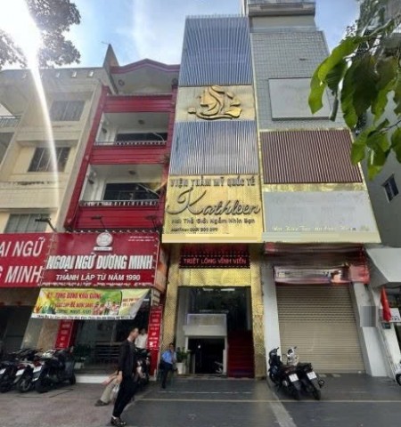 Cho thuê nhà nguyên căn mặt tiền đường Trần Hưng Đạo quận 1