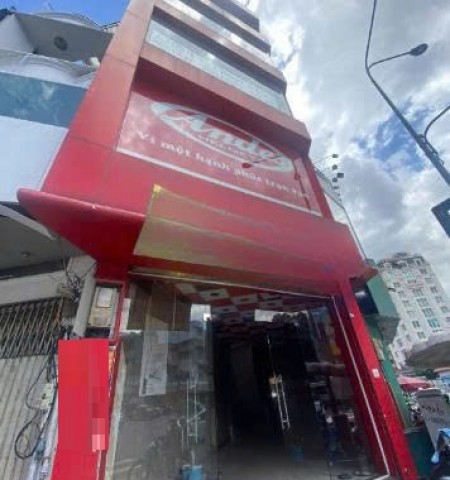 Cho thuê nhà mặt tiền đường Đinh Tiên Hoàng quận 1
