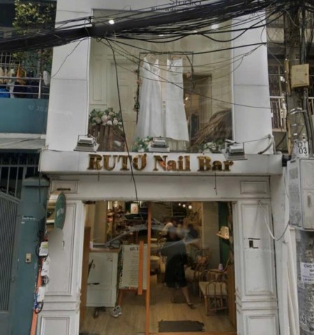 Cho thuê nhà mặt tiền đường Nguyễn Văn Nguyễn Quận 1