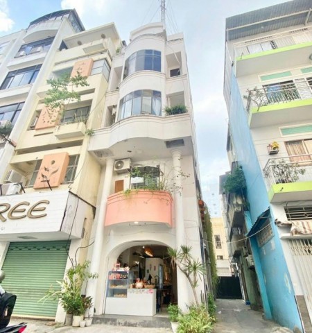 Cho thuê nhà mặt tiền đường Nguyễn Văn Thủ Quận 1