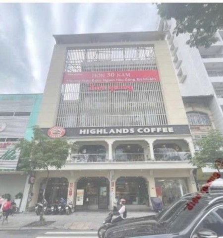 Cho thuê nhà mặt tiền đường Hàm Nghi Quận 1