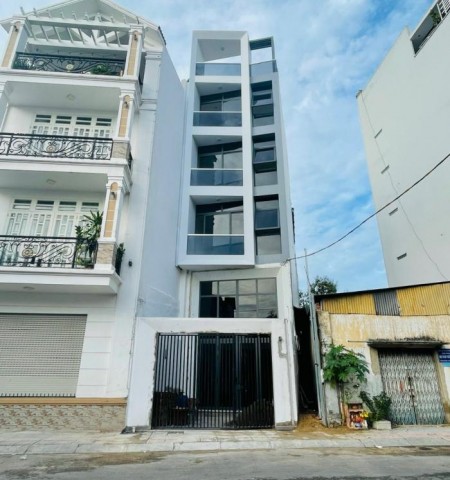 Cho thuê nhà mặt tiền đường Nguyễn Văn Nguyễn Quận 1