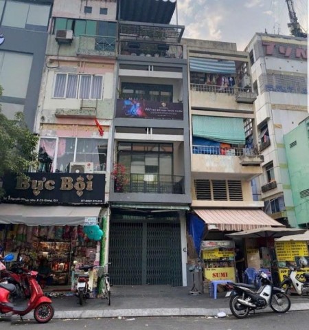 Cho thuê nhà mặt tiền đường Nguyễn Khắc Nhu Quận 1