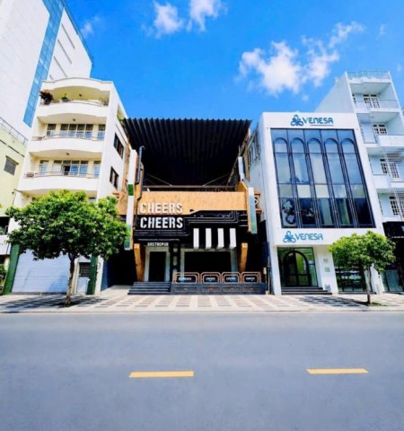 Cho thuê nhà mặt tiền 138-138A Lê Lai Quận 1