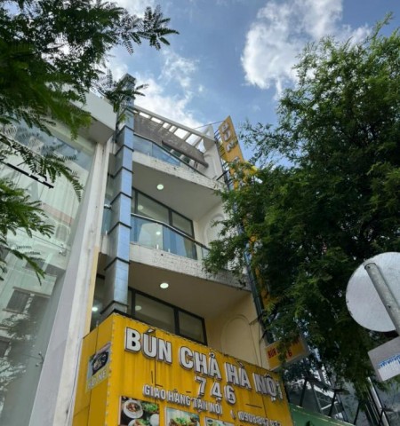 Cho thuê nhà mặt tiền đường Sư Vạn Hạnh quận 10