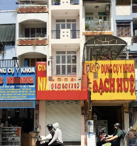 Cho thuê nhà mặt tiền đường Thành Thái quận 10