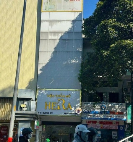 Cho thuê nhà mặt tiền đường Ba Tháng Hai Quận 10