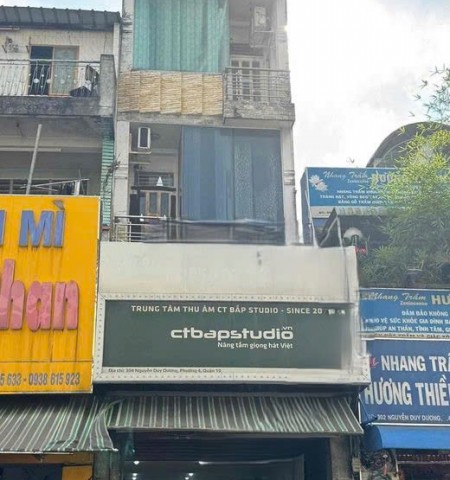 Cho thuê nhà mặt tiền đường Nguyễn Duy Dương Quận 10