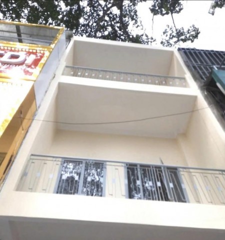 Cho thuê nhà mặt tiền 380 Ba Tháng Hai Quận 10