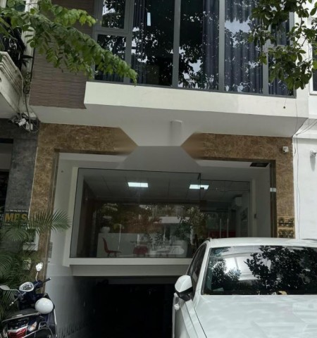 Nhà nguyên căn quận Tân Phú,  Cho thuê nhà mặt tiền đường Nguyễn Quý Đức