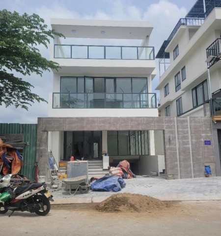 Cho thuê nhà mặt tiền đường Nguyễn Quý Cảnh, nhà nguyên căn quận 2
