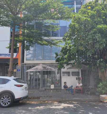 Cho thuê nhà mặt tiền đường Bùi Tá Hán An Phú Quận 2
