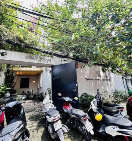 Cho thuê nhà mặt tiền đường Thái Ly P. Thảo Điền Quận 2