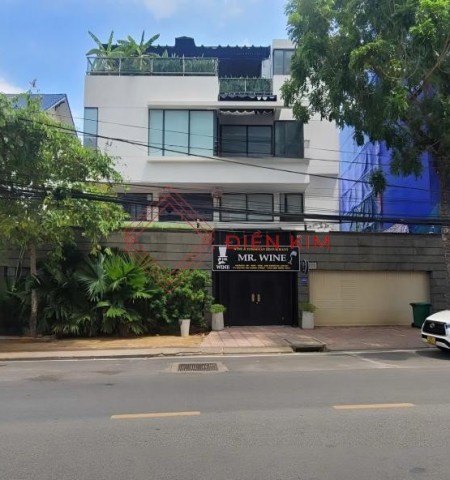 Cho thuê nhà mặt tiền đường Nguyễn Văn Hưởng Quận 2