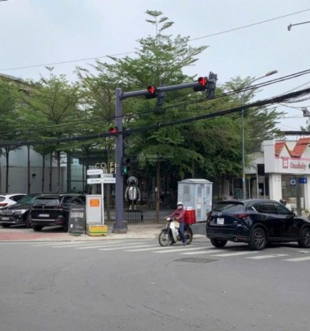 Cho thuê nhà góc 2 mặt tiền đường Thảo Điền và Võ Nguyên Giáp Quận 2