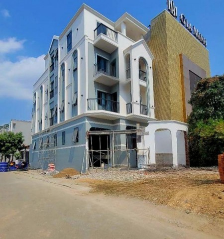 Cho thuê nhà mặt tiền đường Nguyễn Hoàng Quận 2