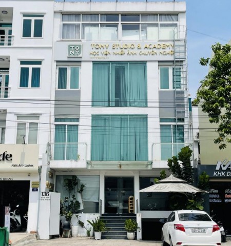 Cho thuê nhà mặt tiền 134 Nguyễn Hoàng Quận 2