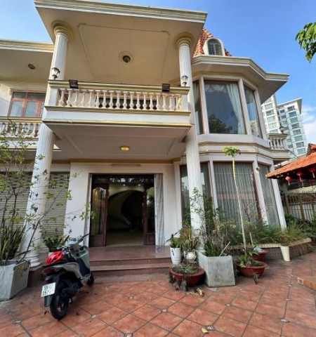 Cho thuê nhà mặt tiền đường Nguyễn Đăng Giai Quận 2