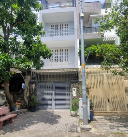 Cho thuê nhà mặt tiền 236 Bùi Tá Hán Quận 2