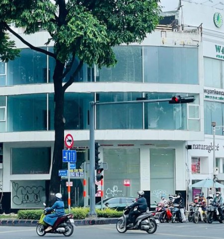 Cho thuê nhà mặt tiền đường Nam Kỳ Khởi Nghĩa Quận 3