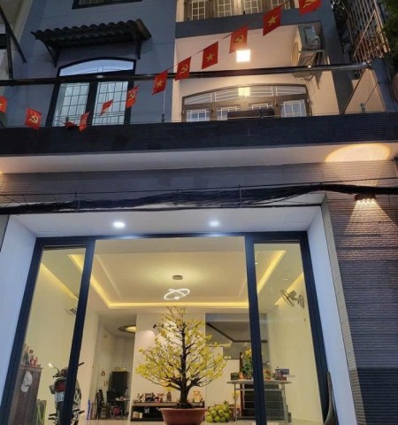 Cho thuê nhà mặt tiền đường số 4 khu cư xá Đô Thành Quận 3