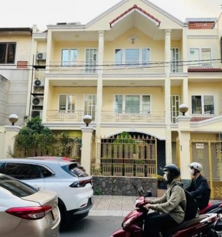 Cho thuê nhà mặt tiền đường Trần Quang Diệu Quận 3