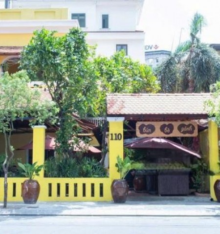 Cho thuê nhà mặt tiền đường Lý Chính Thắng Quận 3