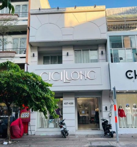 Cho thuê nhà mặt tiền đường Nguyễn Đình Chiểu Quận 3