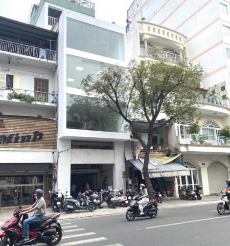 Cho thuê nhà mặt tiền đường Điện Biên Phủ Quận 3