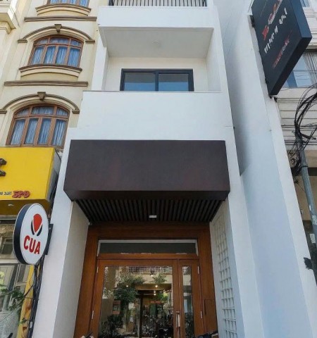 Cho thuê nhà mặt tiền 176 Sư Vạn Hạnh Quận 5
