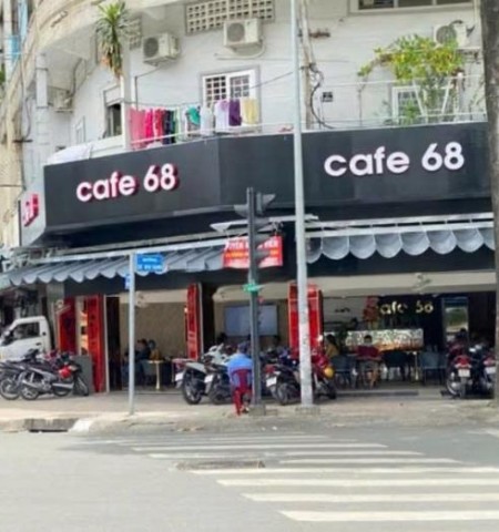 Cho thuê nhà góc 2 mặt tiền 68 Hùng Vương Quận 5