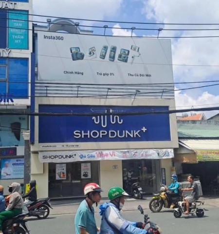Cho thuê nhà mặt tiền 16-18 Lê Văn Việt Quận 9