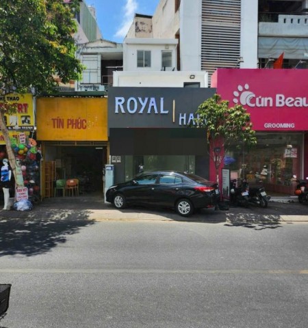 Cho thuê nhà mặt tiền đường Nơ Trang Long quận Bình Thạnh