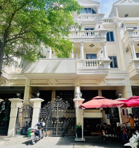 Cho thuê nhà mặt tiền đường số 6 khu Cityland Park Hills