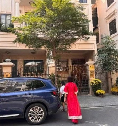 Cho thuê nhà mặt tiền đường số 12 KDC Cityland Park Hills quận Gò Vấp