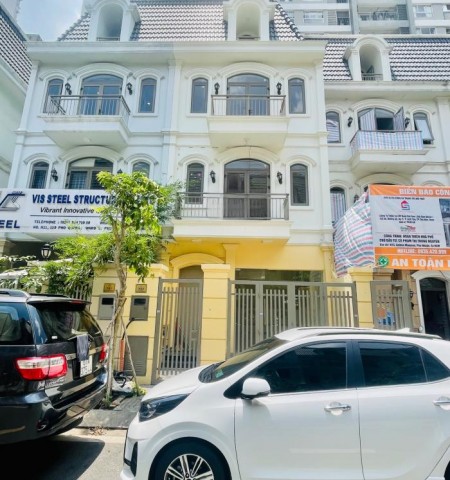 Cho thuê nhà mặt tiền đường Phổ Quang quận Phú Nhuận