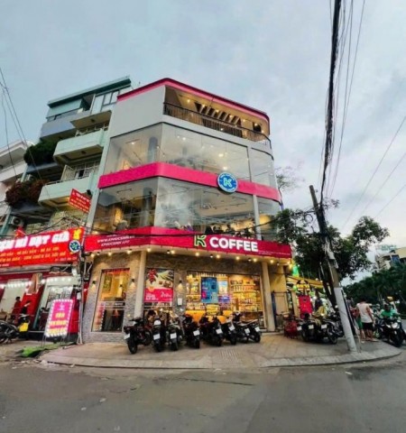 Cho thuê nhà mặt tiền đường Phan Xích Long Quận Phú Nhuận