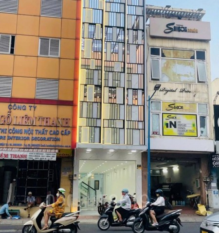 Cho thuê nhà mặt tiền đường Phan Đình Phùng quận Phú Nhuận