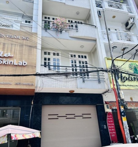 Cho thuê nhà mặt tiền 32 Hoa Hồng quận Phú Nhuận