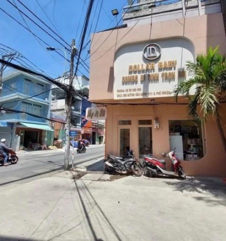 Cho thuê nhà mặt tiền đường Huỳnh Văn Bánh quận Phú Nhuận