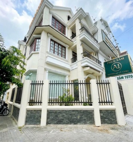 Cho thuê nhà mặt tiền 145 Hoa Lan Phú Nhuận