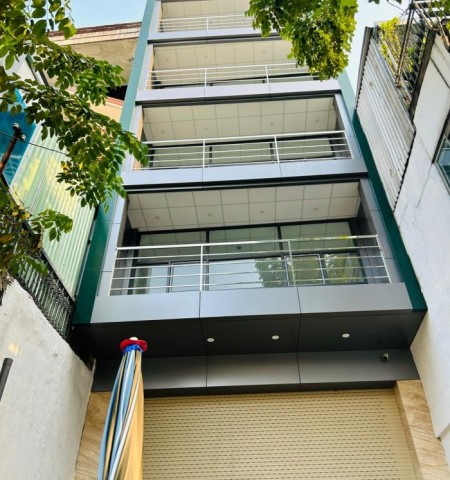 Cho thuê toà nhà mới mặt tiền đường Cộng Hoà