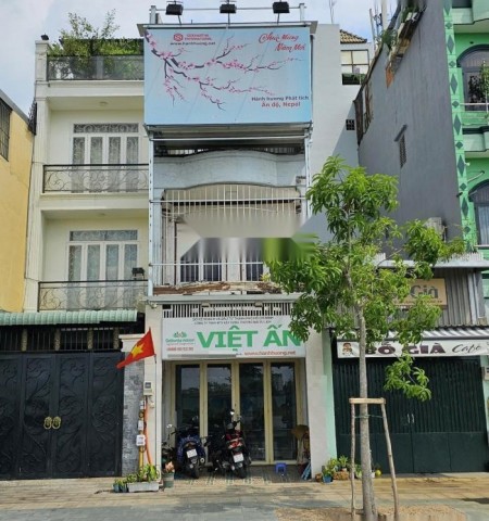 Cho thuê nhà nguyên căn mặt tiền đường C12 quận Tân Bình