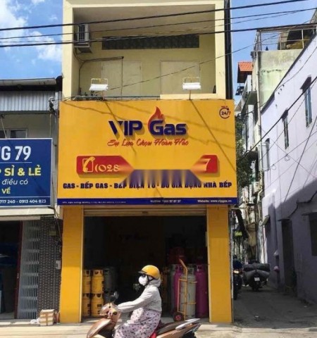 Cho thuê nhà mặt tiền đường Lạc Long Quân quận Tân Bình