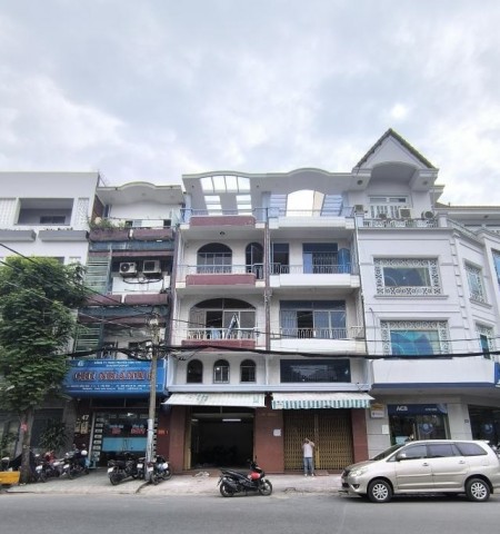 Cho thuê nhà mặt tiền đường Nguyễn Hồng Đào quận Tân Bình