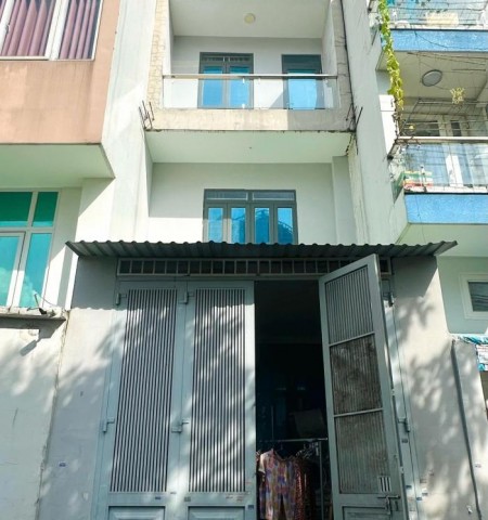 Cho thuê nhà mặt tiền đường Phạm Văn Bạch quận Tân Bình