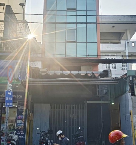 Cho thuê nhà mặt tiền đường Thăng Long quận Tân Bình